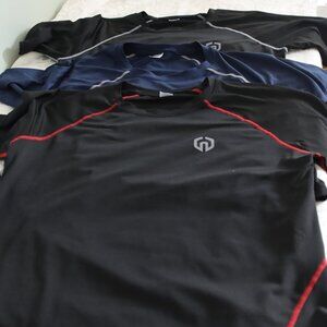 Set of 3 Like new Neleus performance Men's tee's Size Large